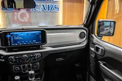 جیپ رانگلەر